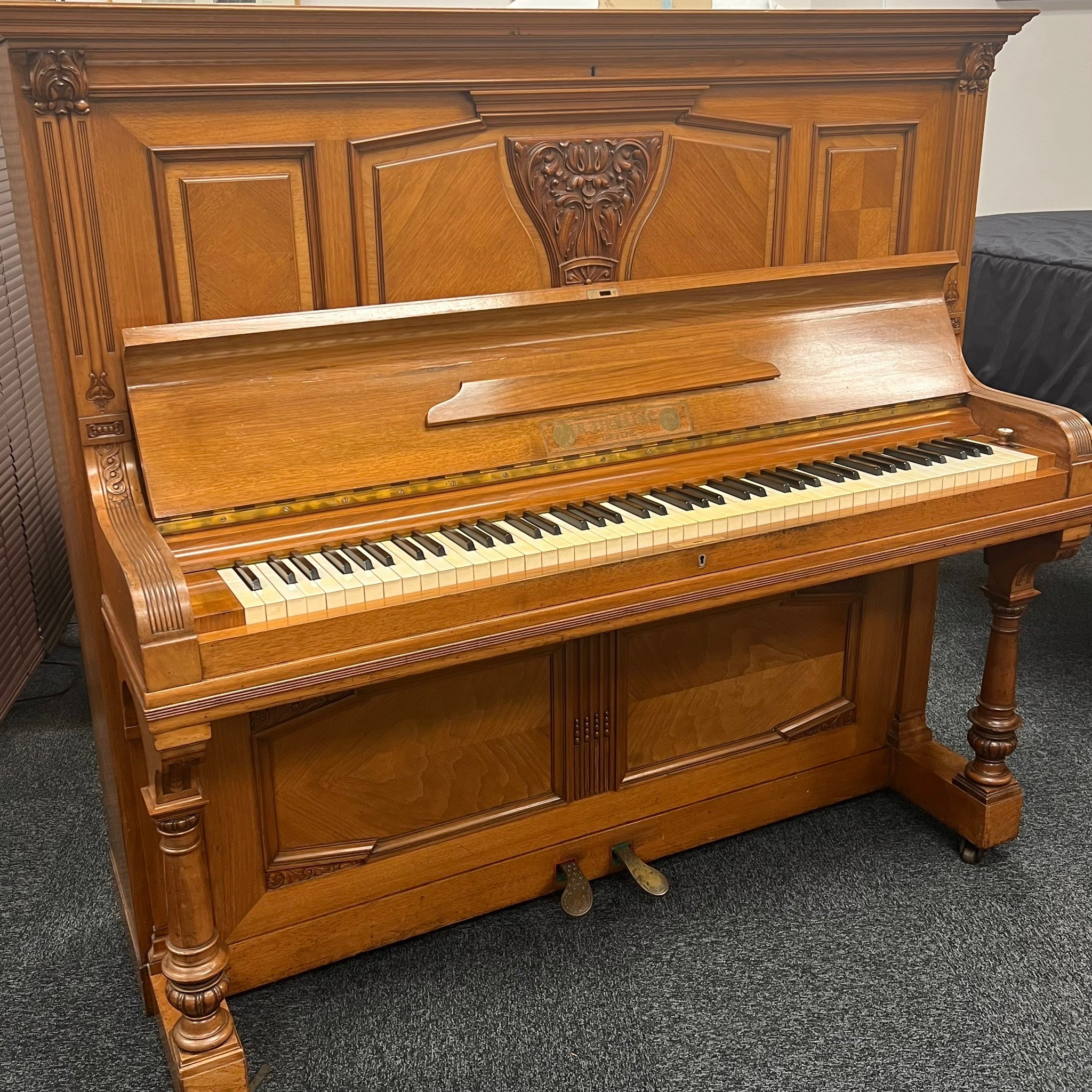 アップライトピアノ一覧｜輸入ピアノ.com／株式会社カモシタピアノ  